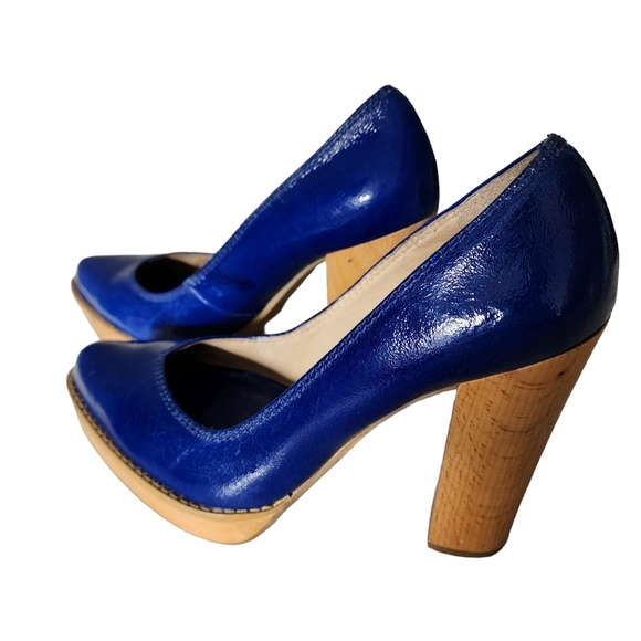 Gorgeous Michael Kors Cerulean Patent Leather Platform Shoes - Picture 5 of 12